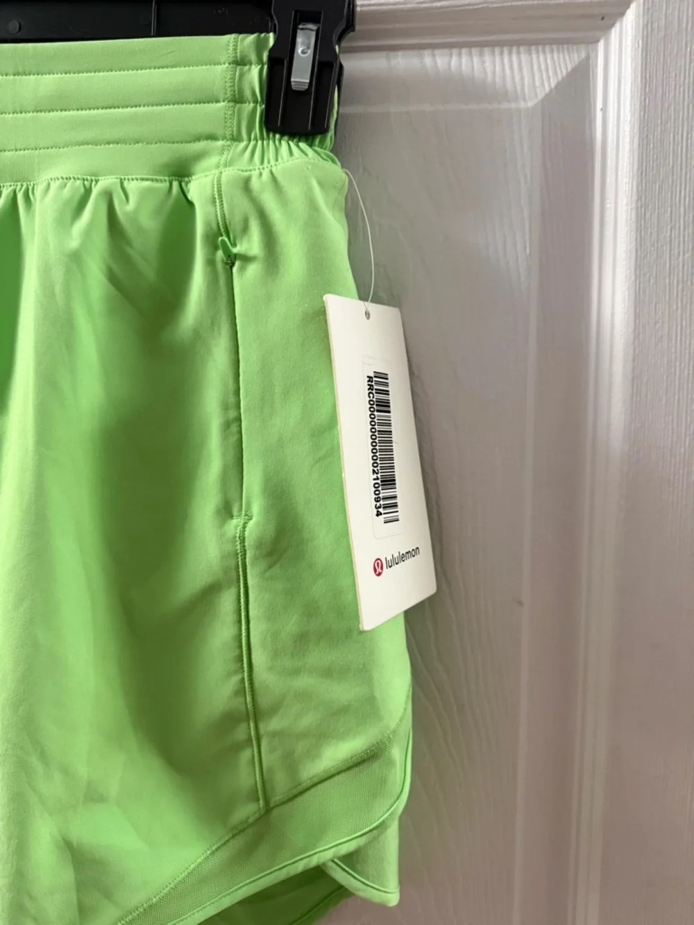 🆕 Lululemon Hotty Hot High-Rise Skirt Long, Scream Green Light, NWT Size 2